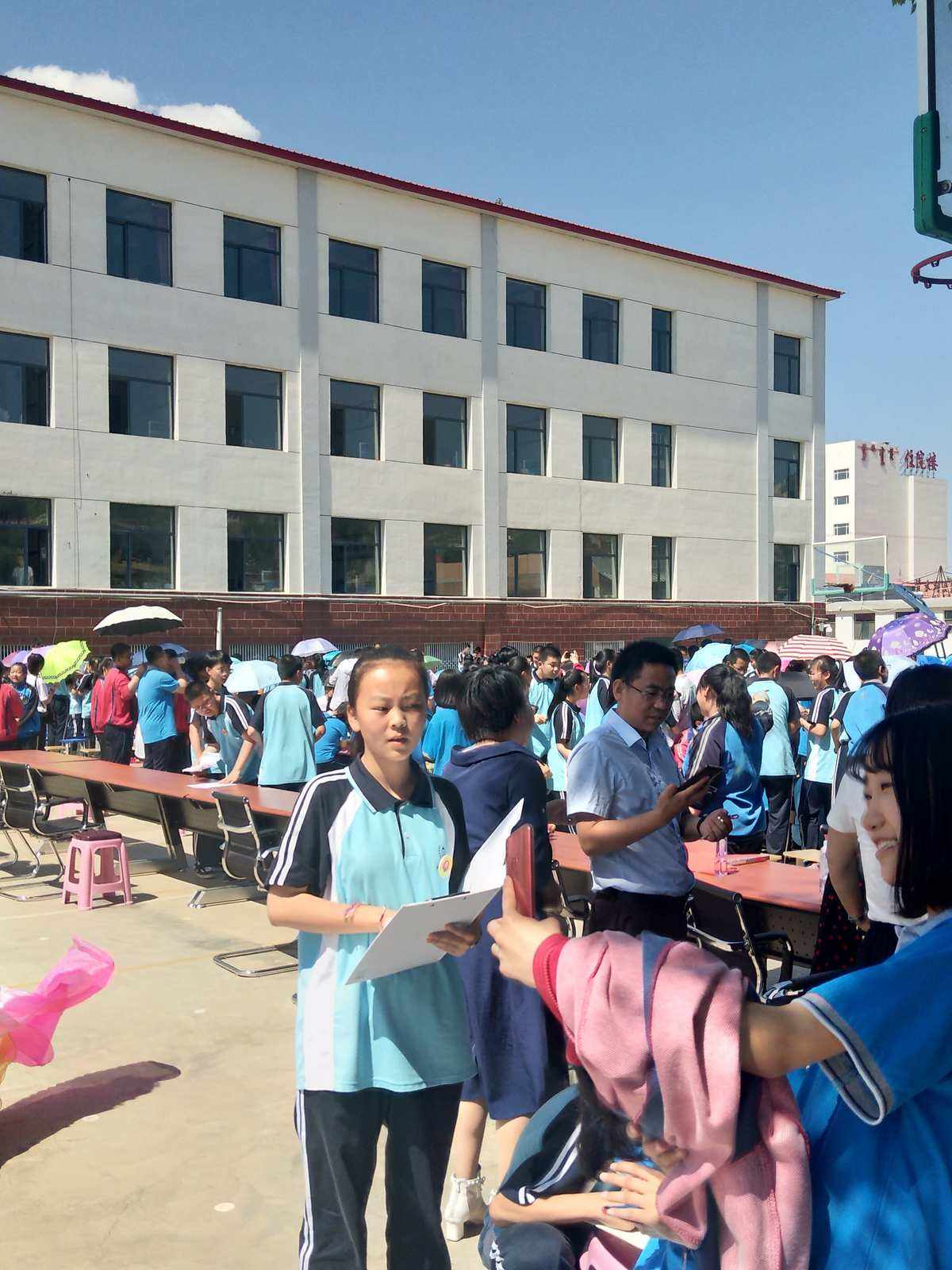 清水河中学和轻工中学哪个更好(六安市清水河中学好还是轻工中学好)